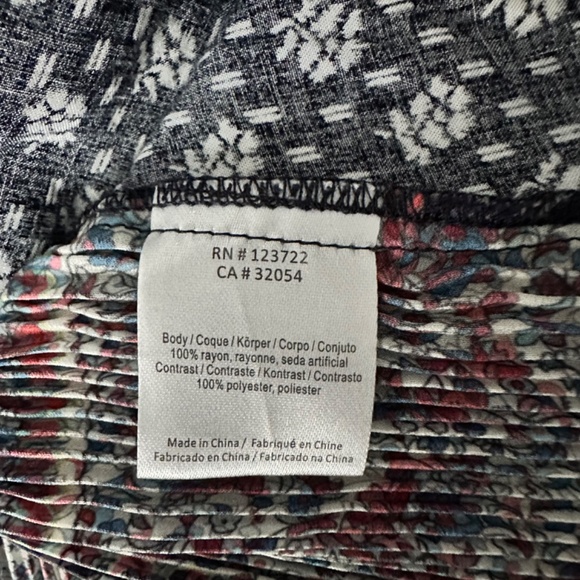 One September Anthropologie Tamarosa Accordian Pleated Top - Picture 6 of 7